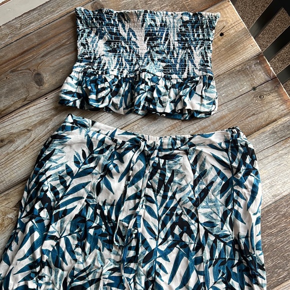 Vici Other - Vici dolls two piece tropical set